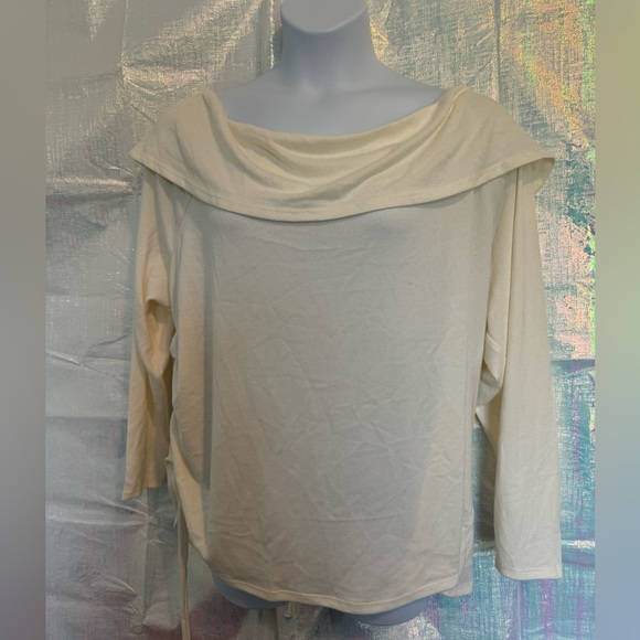 NWT Lane Bryant Draped Neck Off Shoulder Sweater. Cream/Off White. Size 26/28 - Picture 1 of 11
